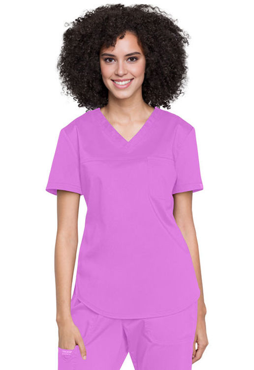 Picture of WW657 - Tuckable V-Neck O.R. Top