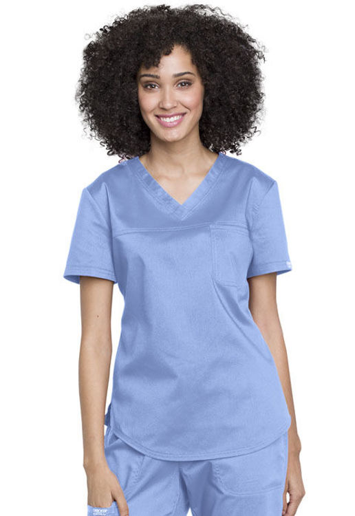 Picture of WW657 - Tuckable V-Neck O.R. Top